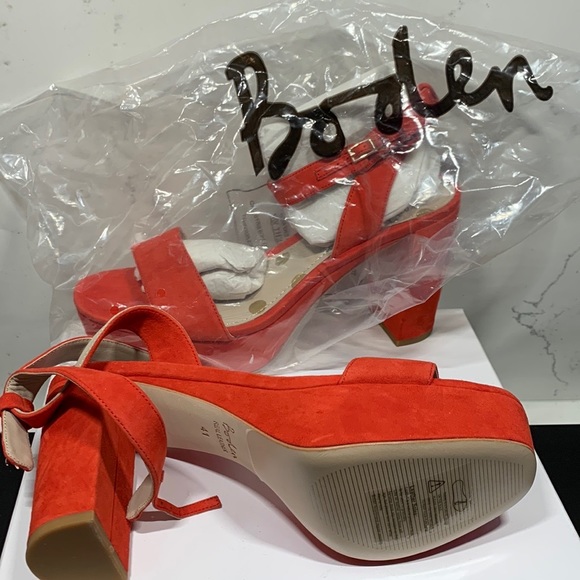 Boden Brand NWT 1 suede Platform Red Size 9.5. Poshmark listed size 10(its not) - Picture 4 of 7